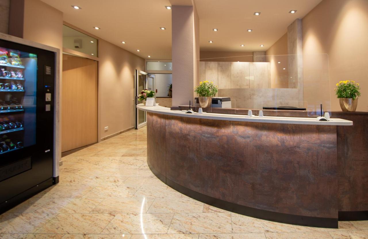 Garni Hotel Schumacher Filderstadt Exterior photo