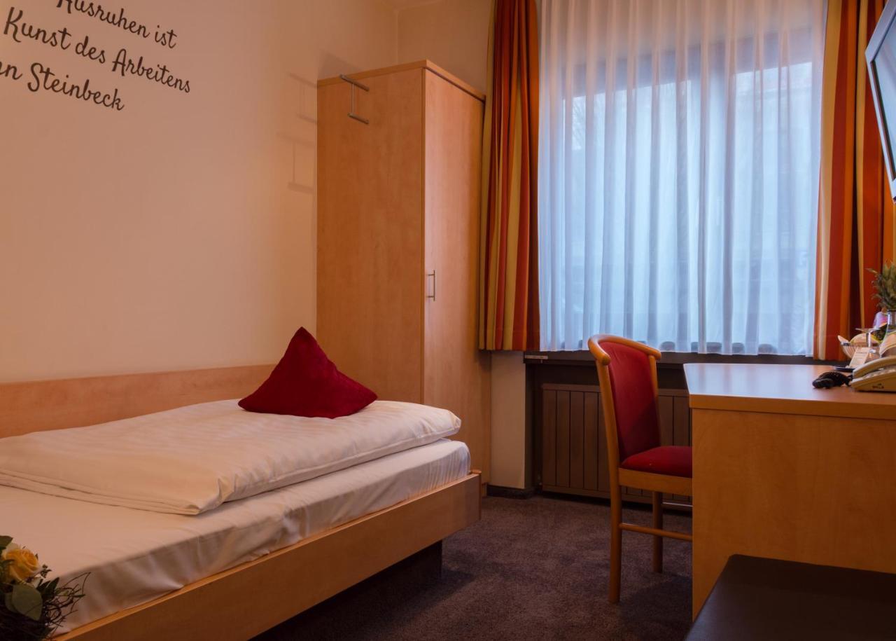 Garni Hotel Schumacher Filderstadt Exterior photo